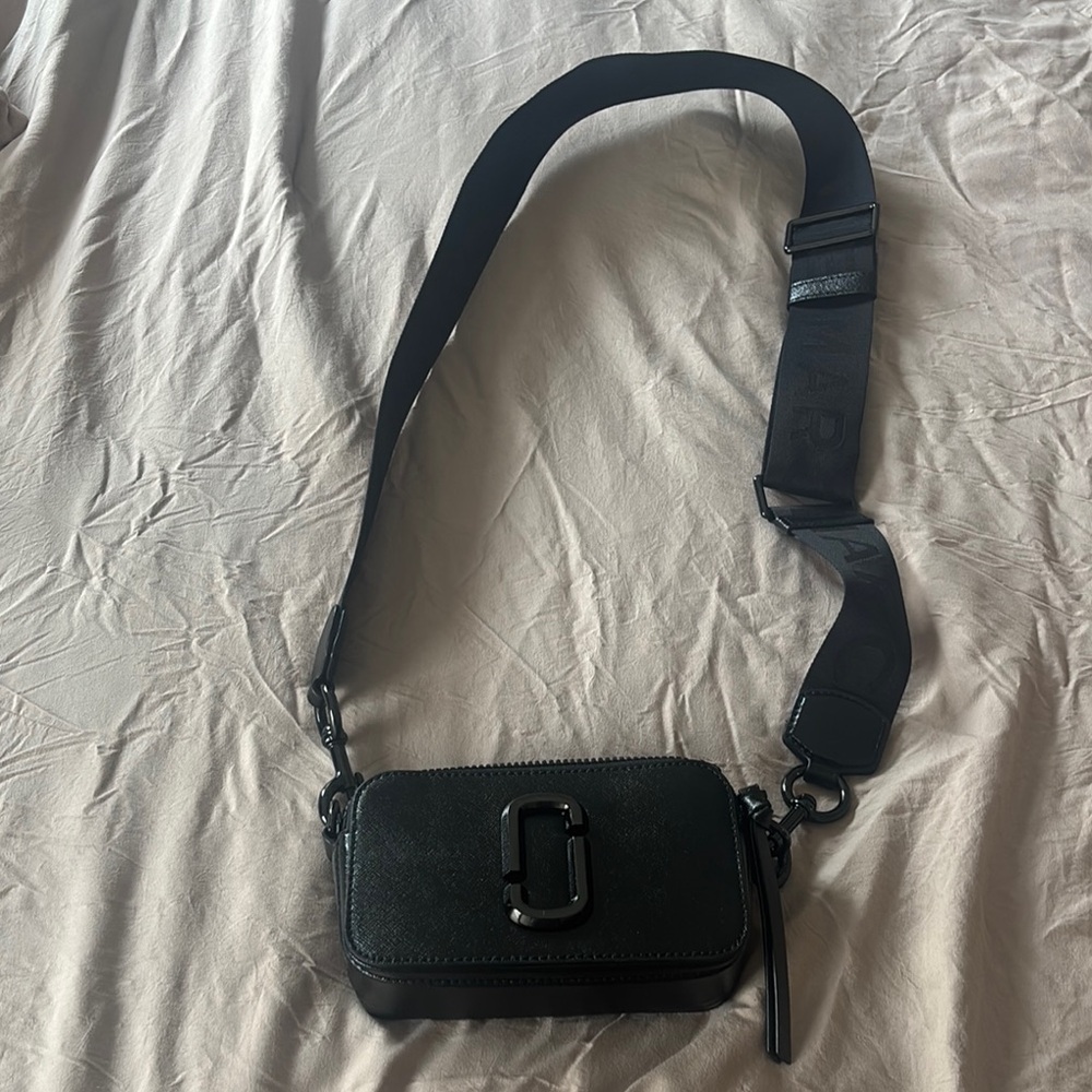 Marc Jacobs Black Crossbody Bag with Logo Strap